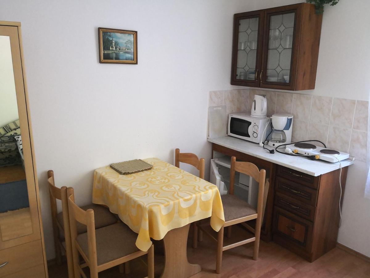 Ubytovani U Machova Jezera - Apartmany - Ludmila Grulisova Doksy  Buitenkant foto