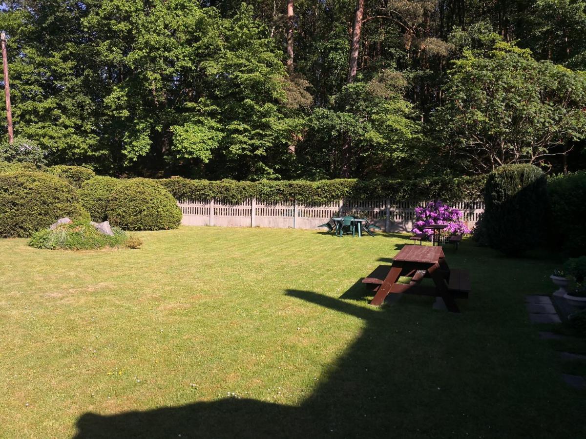 Ubytovani U Machova Jezera - Apartmany - Ludmila Grulisova Doksy  Buitenkant foto